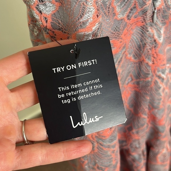 LULUS Ruffle Detail Lace Midi Dress NWT Size Small - Picture 14 of 16